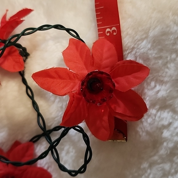 Vintage Silk Poinsettia lights - Picture 12 of 12